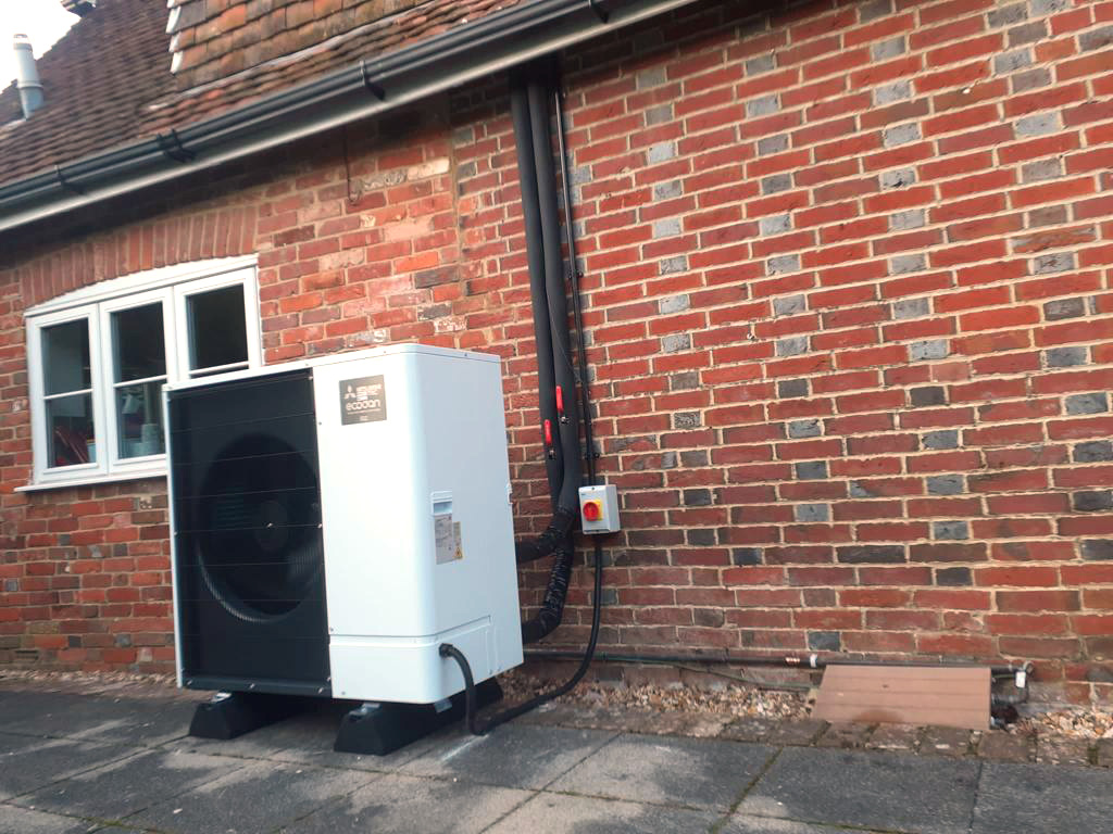 Cahill Renewables|Air Source Heat Pump Installations Cambridgeshire